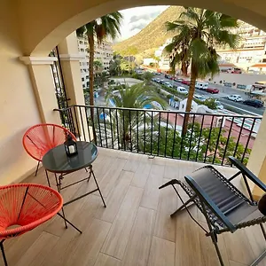 Castle Harbour Cristianos Beautiful With Pool View Apartment Los Cristianos (Tenerife)